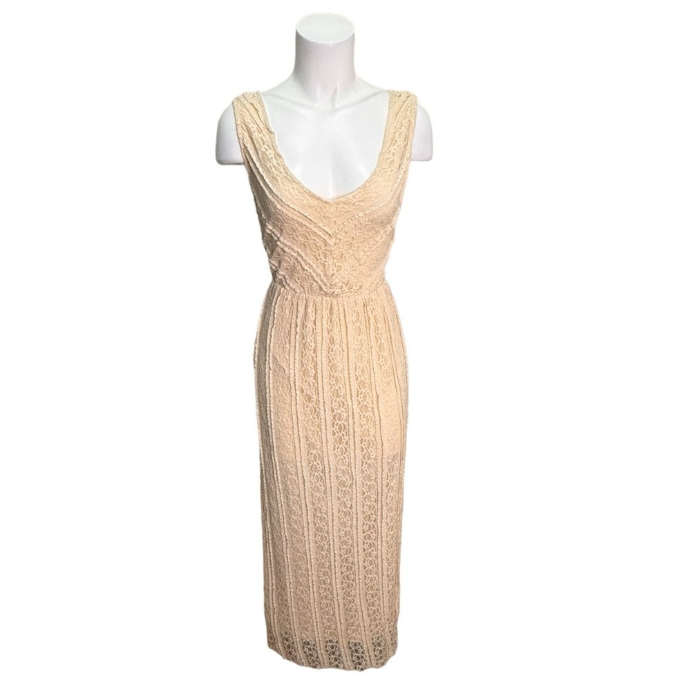 Solitaire Cream Scoop Neck Crochet Maxi Dress Size Medium